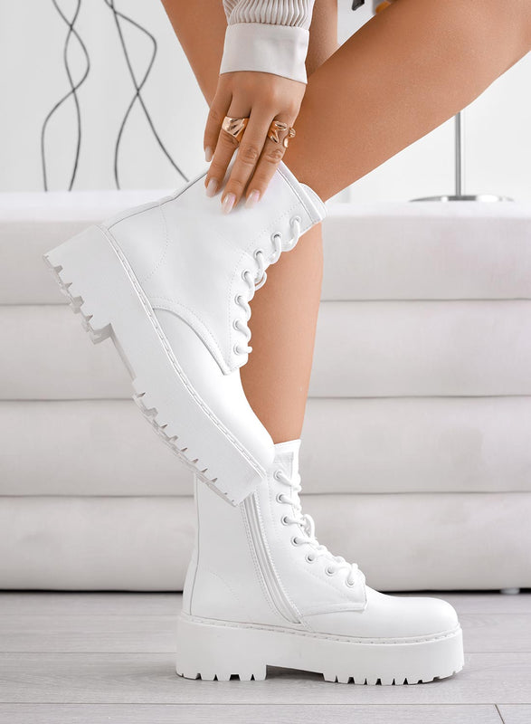 YARA - Bottines amphibies blanches à lacets