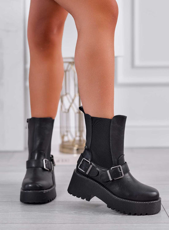 MADDY - Bottines noires avec élastique latéral et boucles