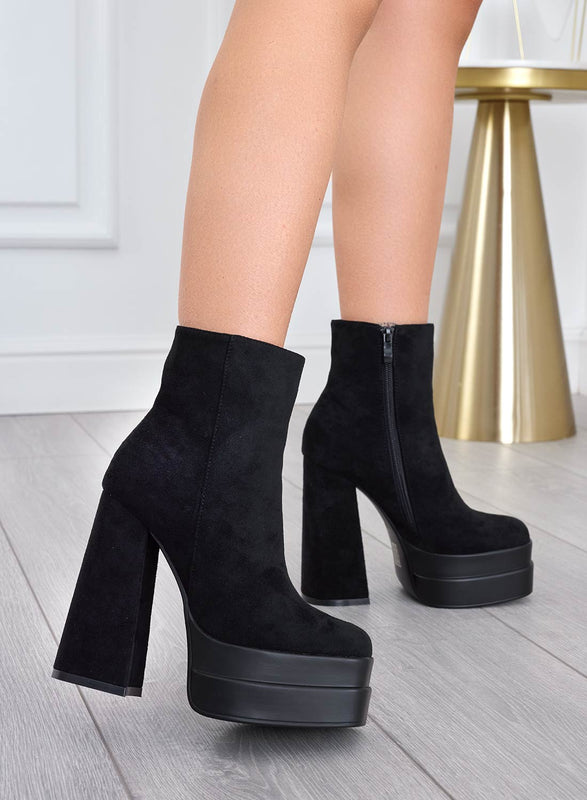 JULY - Bottines en daim noir à talon haut et plateforme