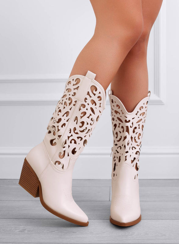 CANOSA - Bottines campeur perforées beiges
