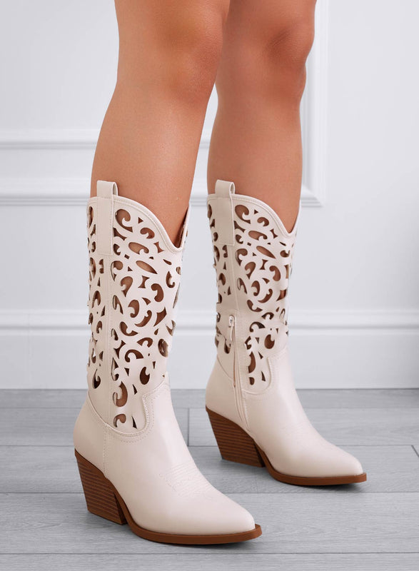 CANOSA - Bottines campeur perforées beiges