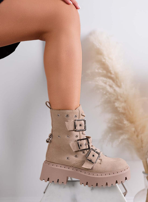 MIRIANA - Bottines beiges style militaire Alexoo avec boucles