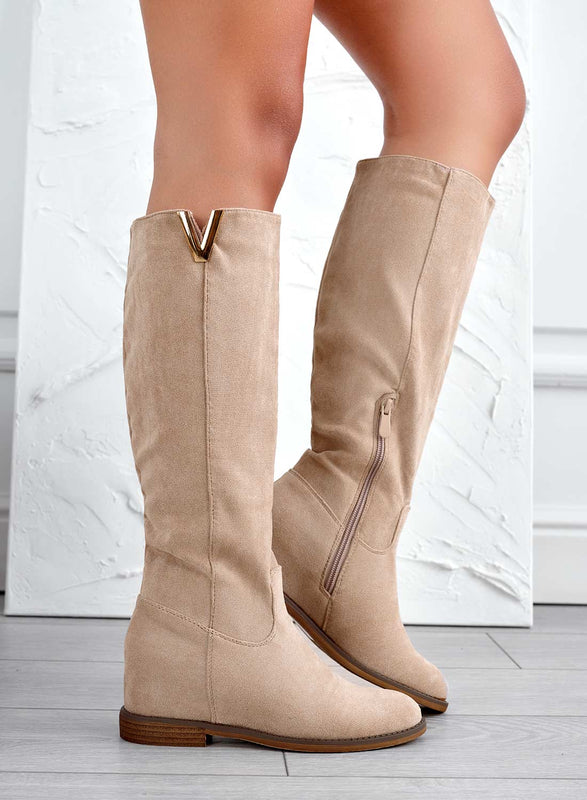 RANDA - Boots Alexoo en daim beige avec cale interne