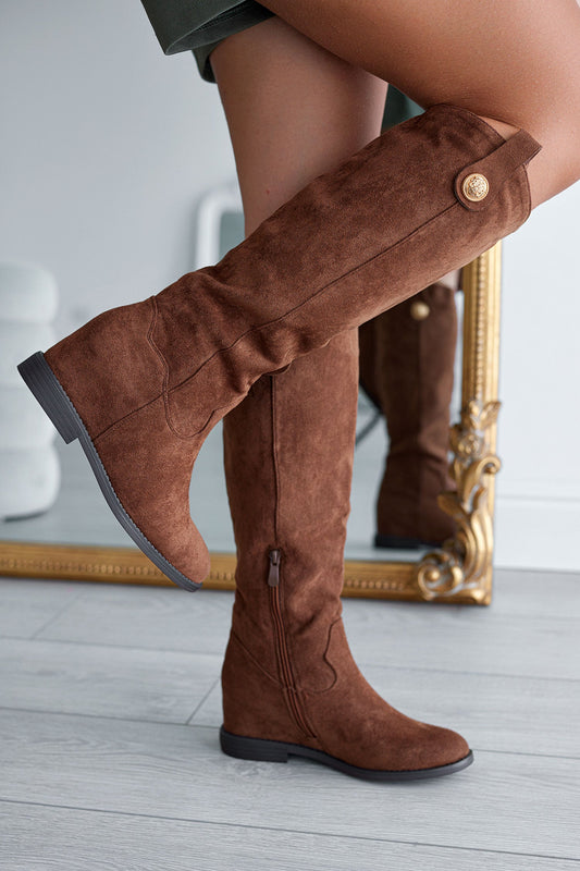 ROYAL - Bottes marron Alexoo avec talon compensé interne et bouton doré