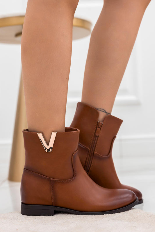 SIENNA - Bottines en simili cuir camel