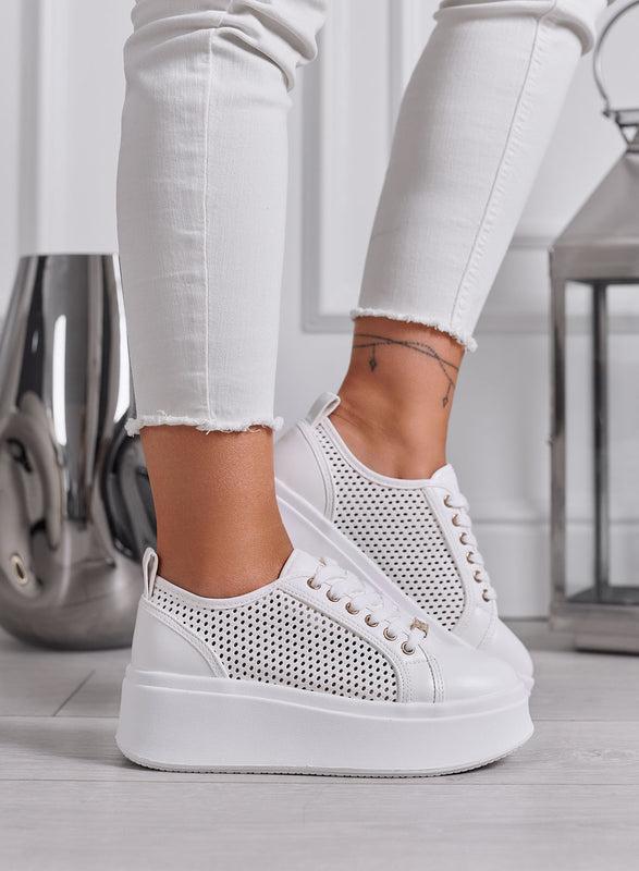 SIMONA - Sneakers Donna Alexoo Bianche Traforate con Suola Platform