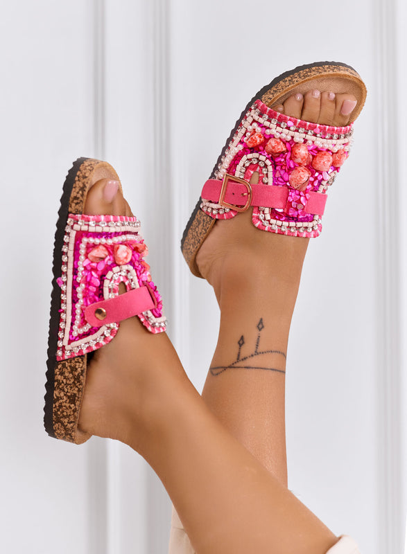 POLLY - Sandales mules fuchsia avec applications et boucle dorée