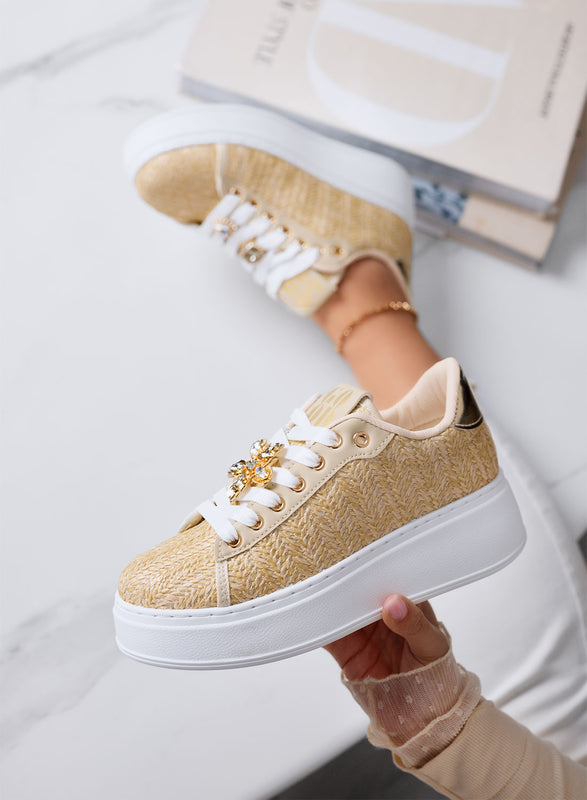 MARISA - Baskets beige à plateforme avec ornement bijou
