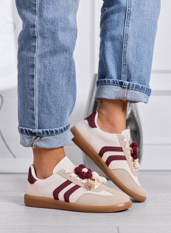 MELISSA - Baskets beige et bordeaux avec fleurs crochet