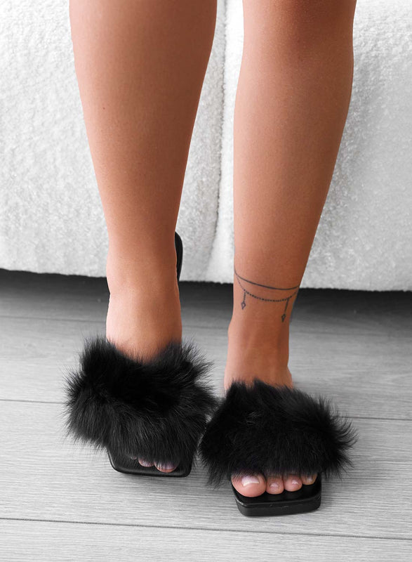 SAMUELA - Chaussons sandales noirs avec fausse fourrure