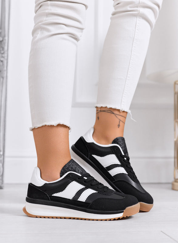 BIELLA - Baskets noires en tissu avec détails blancs et semelle en caoutchouc