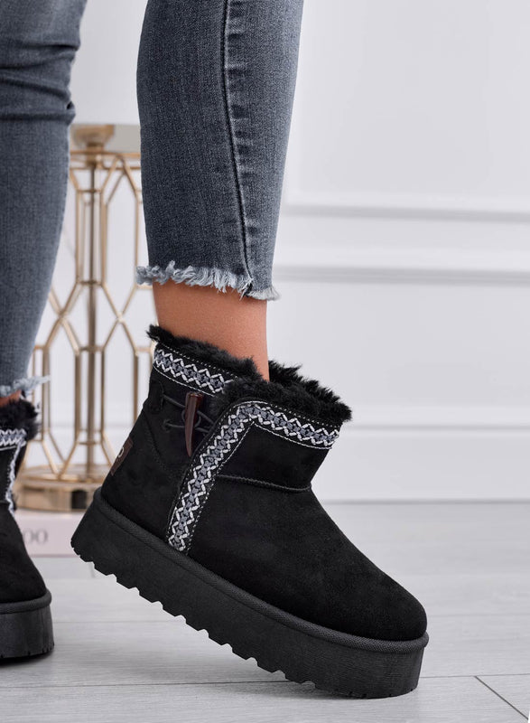 PINA - Bottines noires rembourrées avec bord brodé