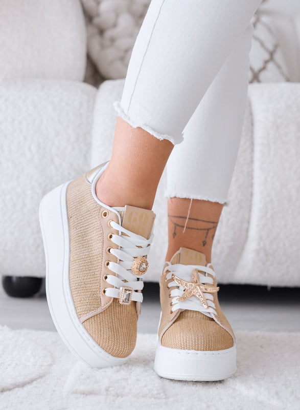 LINDA - Sneakers beige con Applicazioni Gioiello oro e Suola Platform