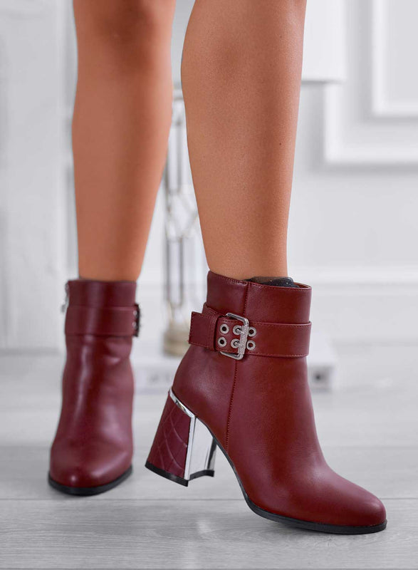 KISHA - Bottines bordeaux avec boucle et talon matelassé