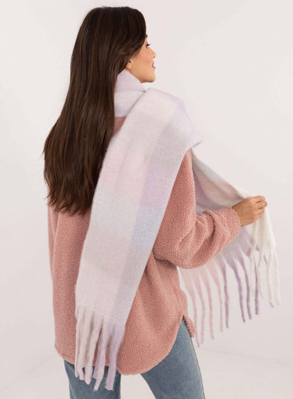 Oversized scarf in white and lilac tones