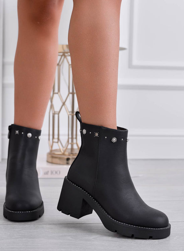 ALBERTA - Bottines noires avec talon confortable et clous