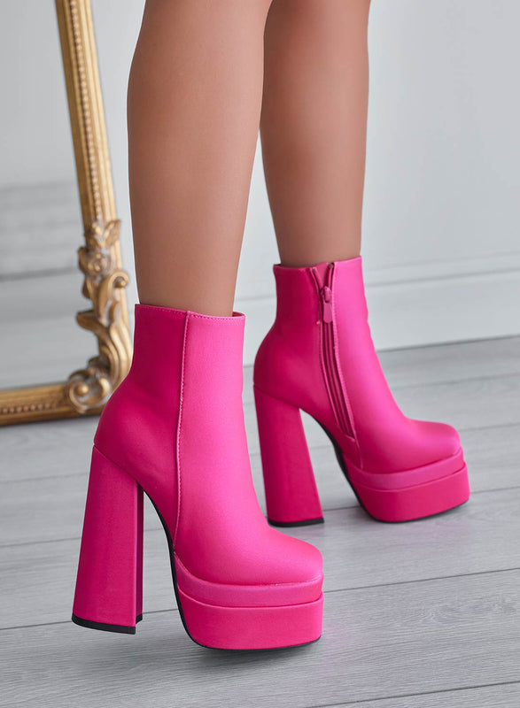 AVRIL - Bottines Alexoo fuchsia à talon haut