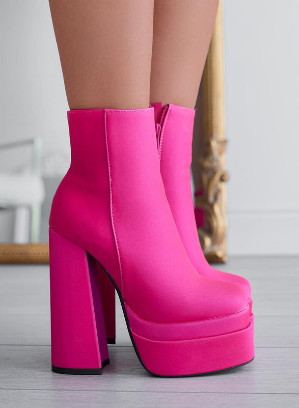 AVRIL - Bottines Alexoo fuchsia à talon haut