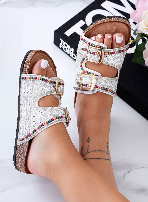 SUSAN - Sandales chaussons blanches avec strass et coraux multicolores