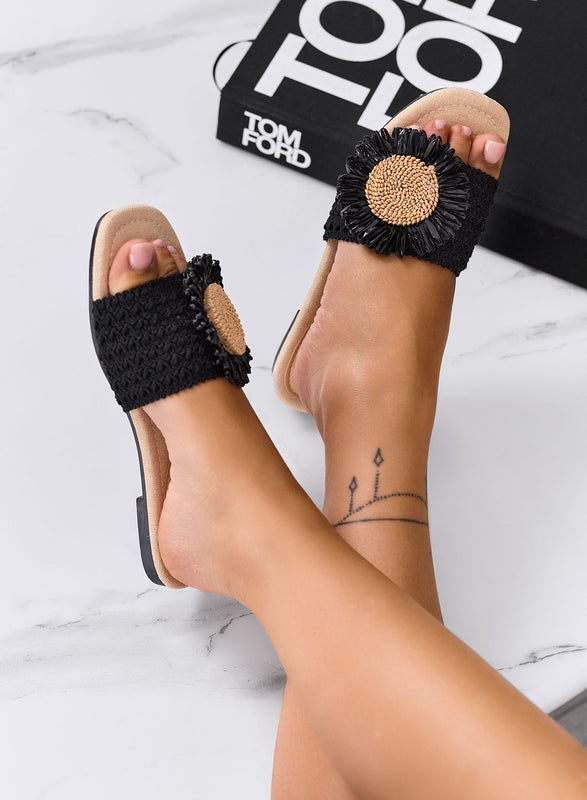 GISELLA - Sandales mules noires avec maxi fleur décorative