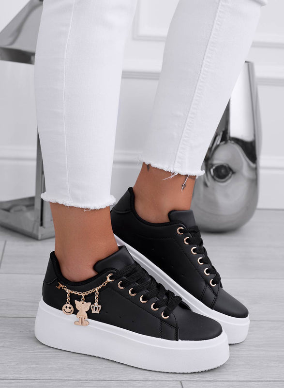 MARBELLA - Black sneakers with chain and gold charms