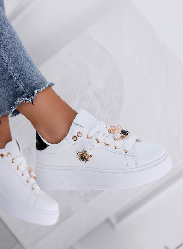 LILIANA - Baskets blanches avec talon noir et bijou abeille