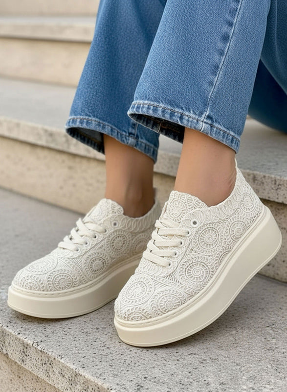 VALERIA - Sneakers platform beige in pizzo con suola alta