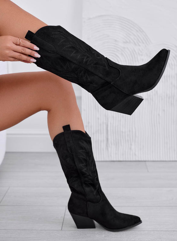 Bottes noires style cowboy avec broderie