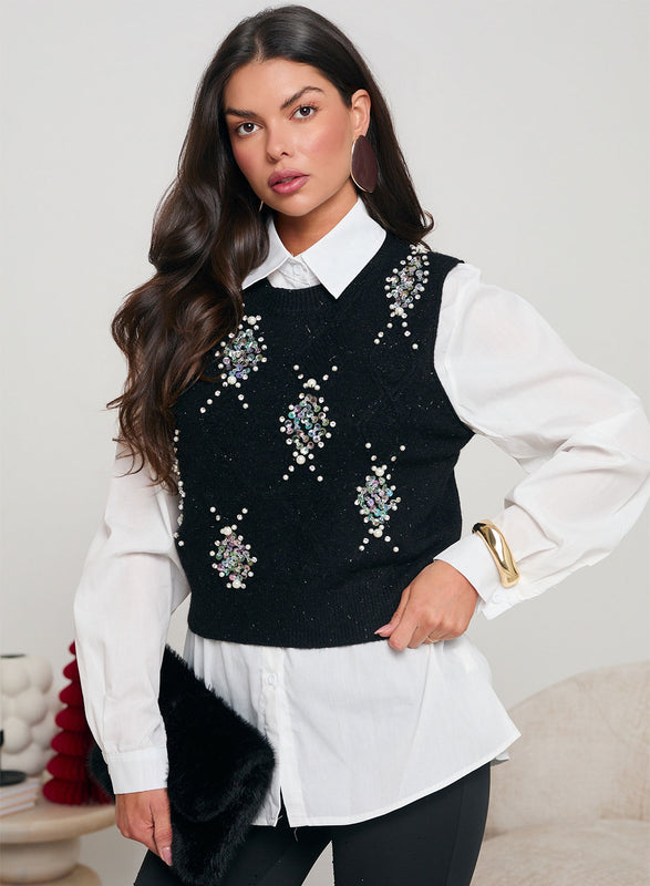 Chemise blanche avec gilet noir décoré de paillettes et de perles