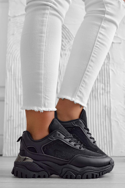 Baskets noires à semelle épaisse et strass