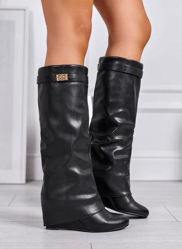 BONNIE - Black faux leather boots with cuff and wedge heel