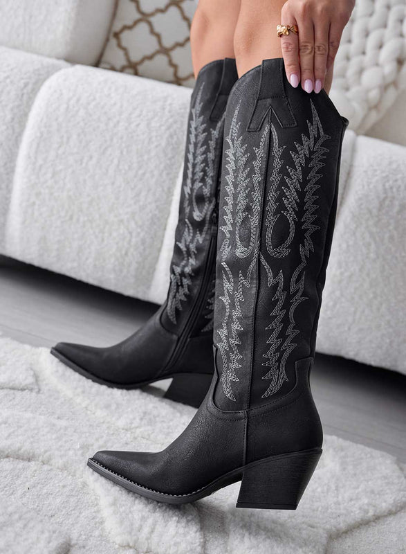 PIERRE - Black embroidered high camperos boots