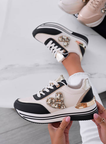 ABBY - Baskets noires avec bijou coeur et compensé