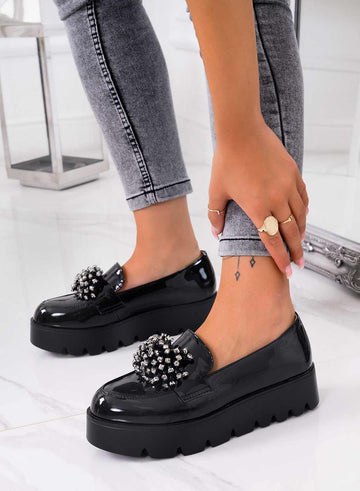 JESSY - Brogues en cuir verni avec strass noir