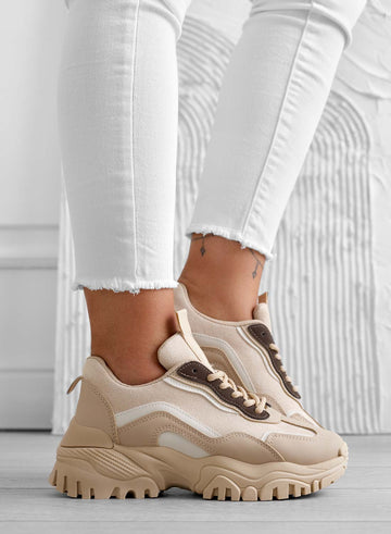 Beige sneakers with thick sole and laces