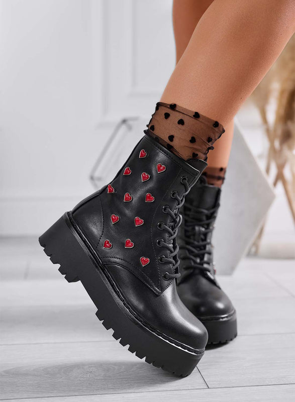 ODESSA - Bottines noires style militaire Alexoo avec application de cœurs rouges