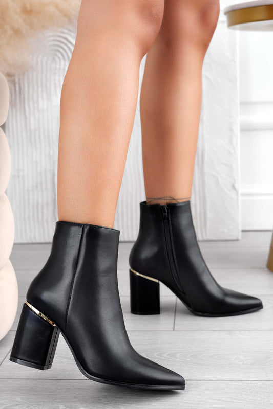 Stivaletti tronchetti neri con tacco comodo