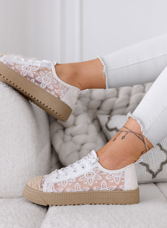 KISHA - Sneakers bianche in Pizzo con Effetto Trasparente