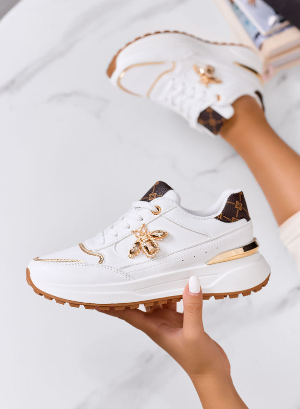 TALIMA - Zapatillas blancas con abeja joya y detalles dorados