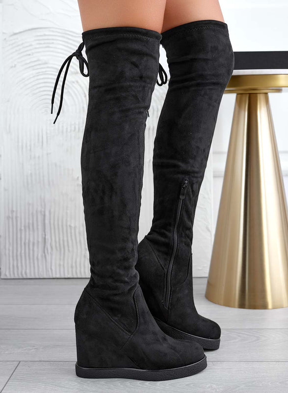 LESLIE - Cuissardes noires en daim avec semelle compensée