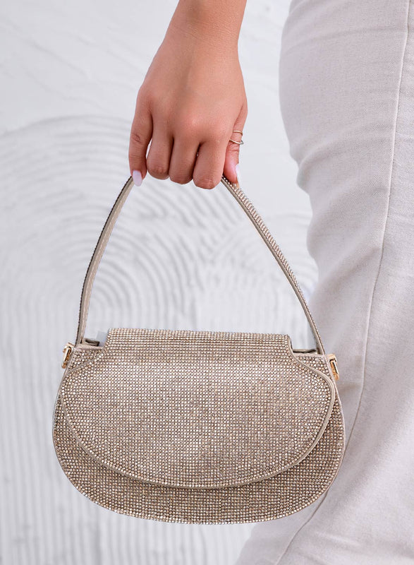 Sac doré avec strass et chaîne B233