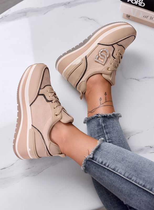 OTTAVIA - Sneakers Beige con Zeppa e Dettaglio Gioiello