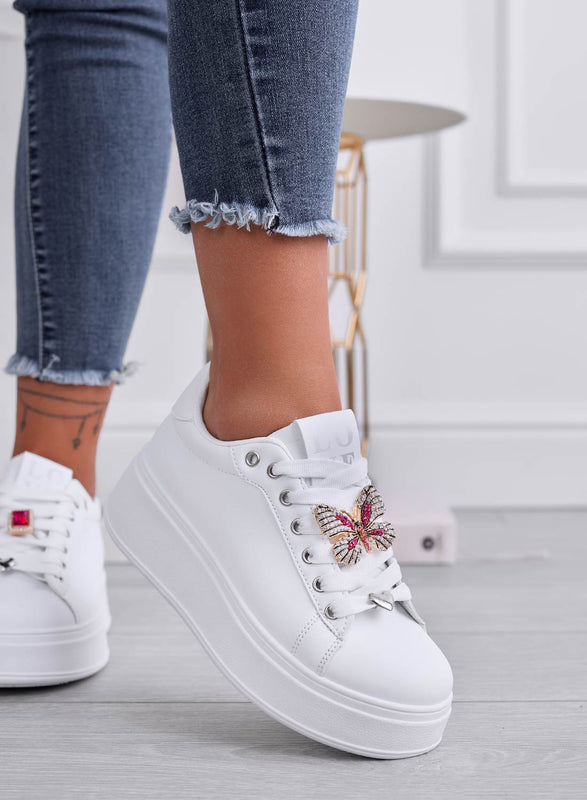 SAVERIA - Baskets blanches avec ornement bijou papillon