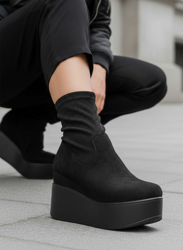 MIAA - Bottines Alexoo Compensées en daim noir