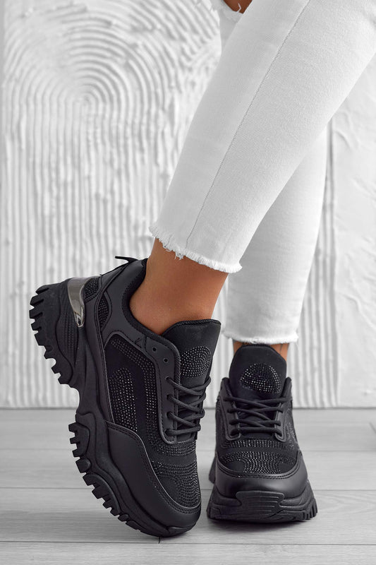 Baskets noires à semelle épaisse et strass