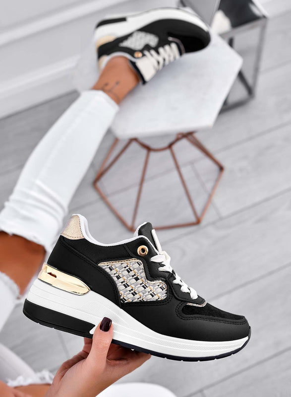Sneakers nere con inserti in tessuto