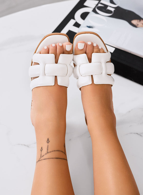 Sandales blancs Mules avec brides tressées en H