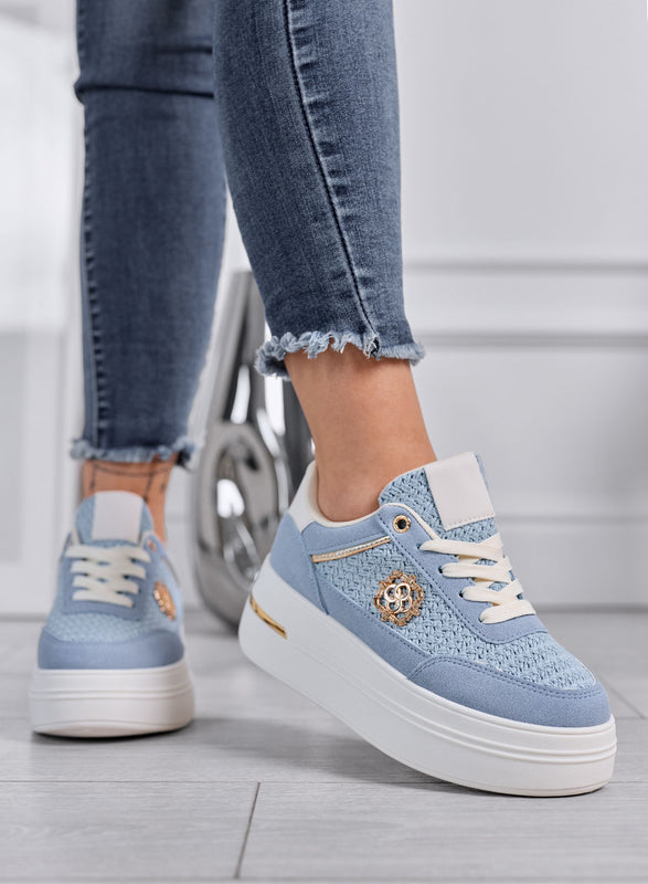 CLARA - Baskets bleues à plateforme avec inserts tressés et détails dorés