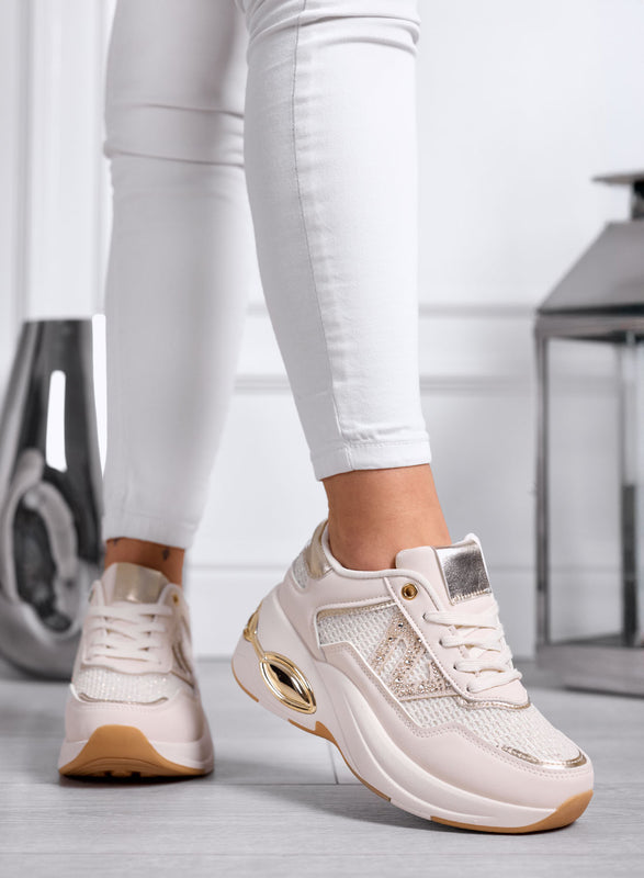 CAMILLA - Zapatillas Beige con Strass y Detalles dorados