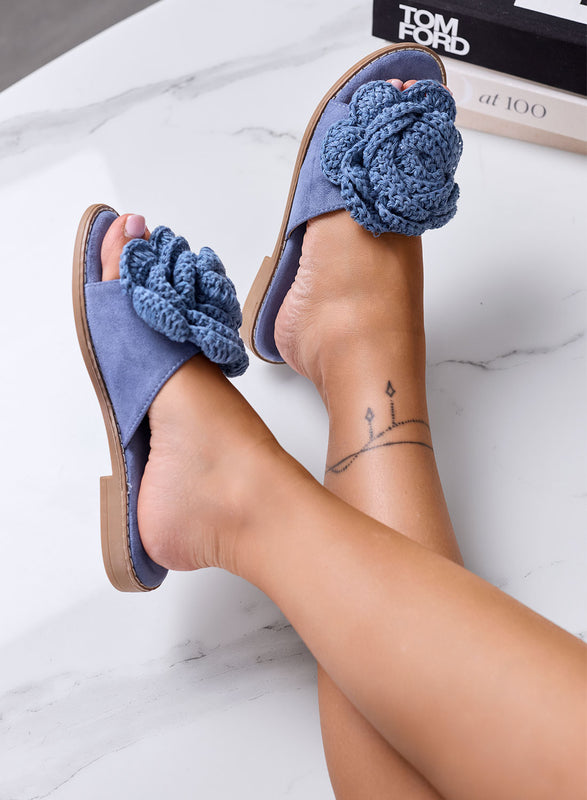 SARAH - Ciabatte blu con Maxi Fiore Crochet